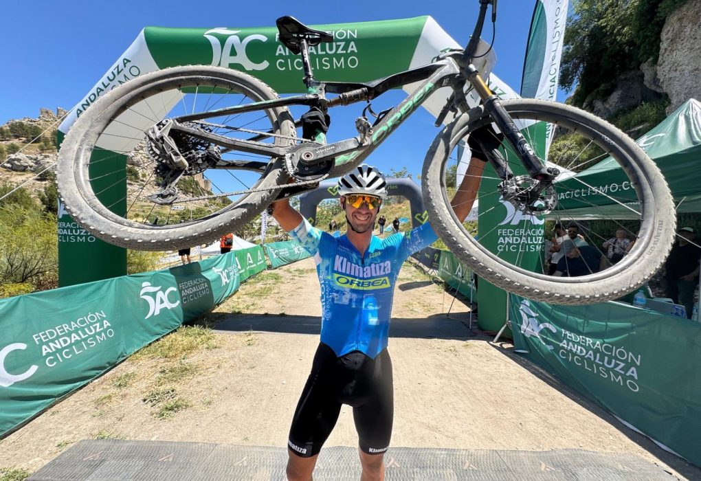 Alberto Mingorance no deja ni las migajas en la Copa de Andalucía