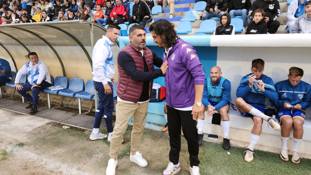 Emilio Fajardo y Fran Maldonado eran los entrenadores de Motril y Arenas, respectivamente, en el partido de la temporada pasada en el Escribano Castilla