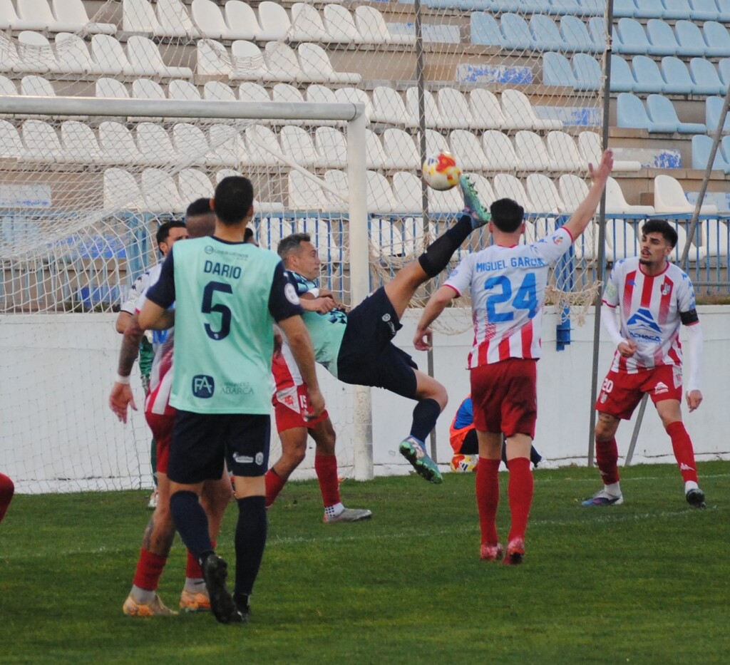 La semichilena de Antonio López sí acabó en gol, pero la acción estaba ya invalidada