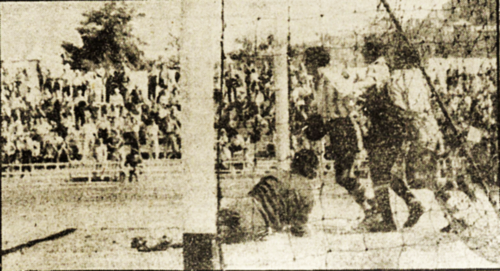 Américo, en el suelo, no ha podido evitar el gol que dio el triunfo al Recreativo en el primer partido entre el filial y el Motril, en septiembre de 1954 