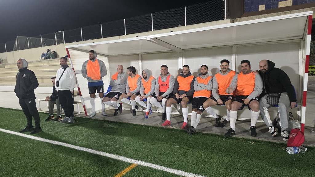 peñas 2, Faroles local en Torrenueva